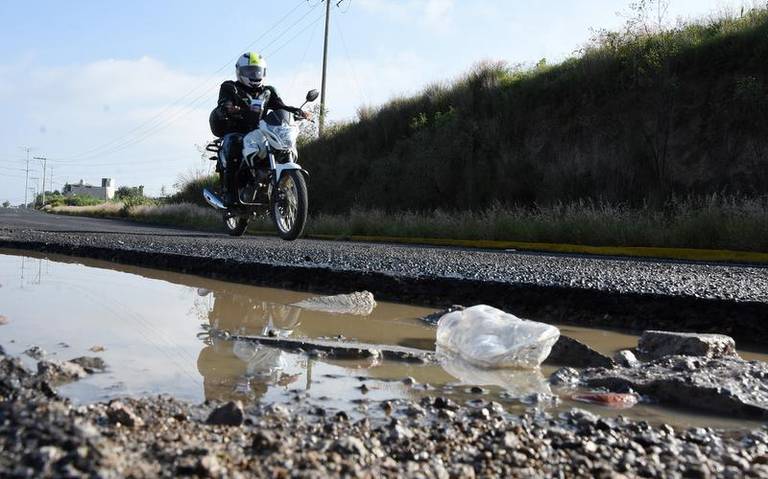 La carretera federal Camino Real es un riesgo por baches - El Sol de  Tlaxcala | Noticias Locales, Policiacas, sobre México, Tlaxcala y el Mundo