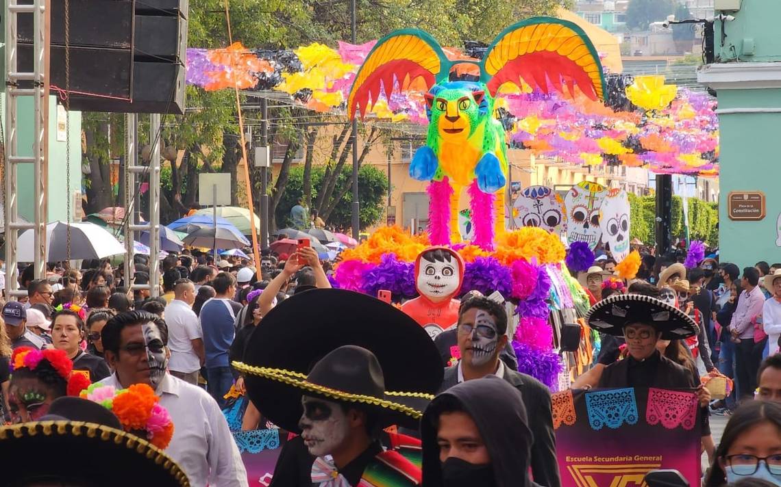 Disfrutaron familias el regreso del desfile de la Feria de Tlaxcala