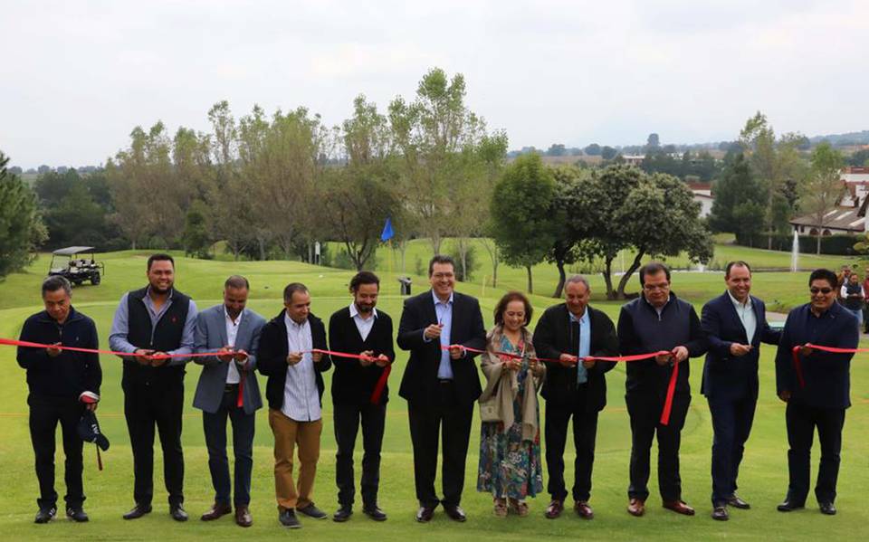 Marco Mena inaugura primer campo de golf orgánico del país en Tlaxcala - El  Sol de Tlaxcala | Noticias Locales, Policiacas, sobre México, Tlaxcala y el  Mundo